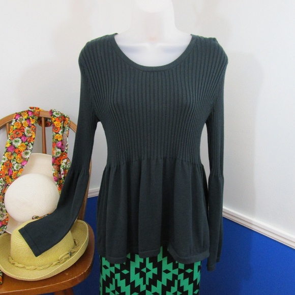 💐HP💐 VTG Sweater Black Ribbed Fit & Flair Style - Picture 1 of 7